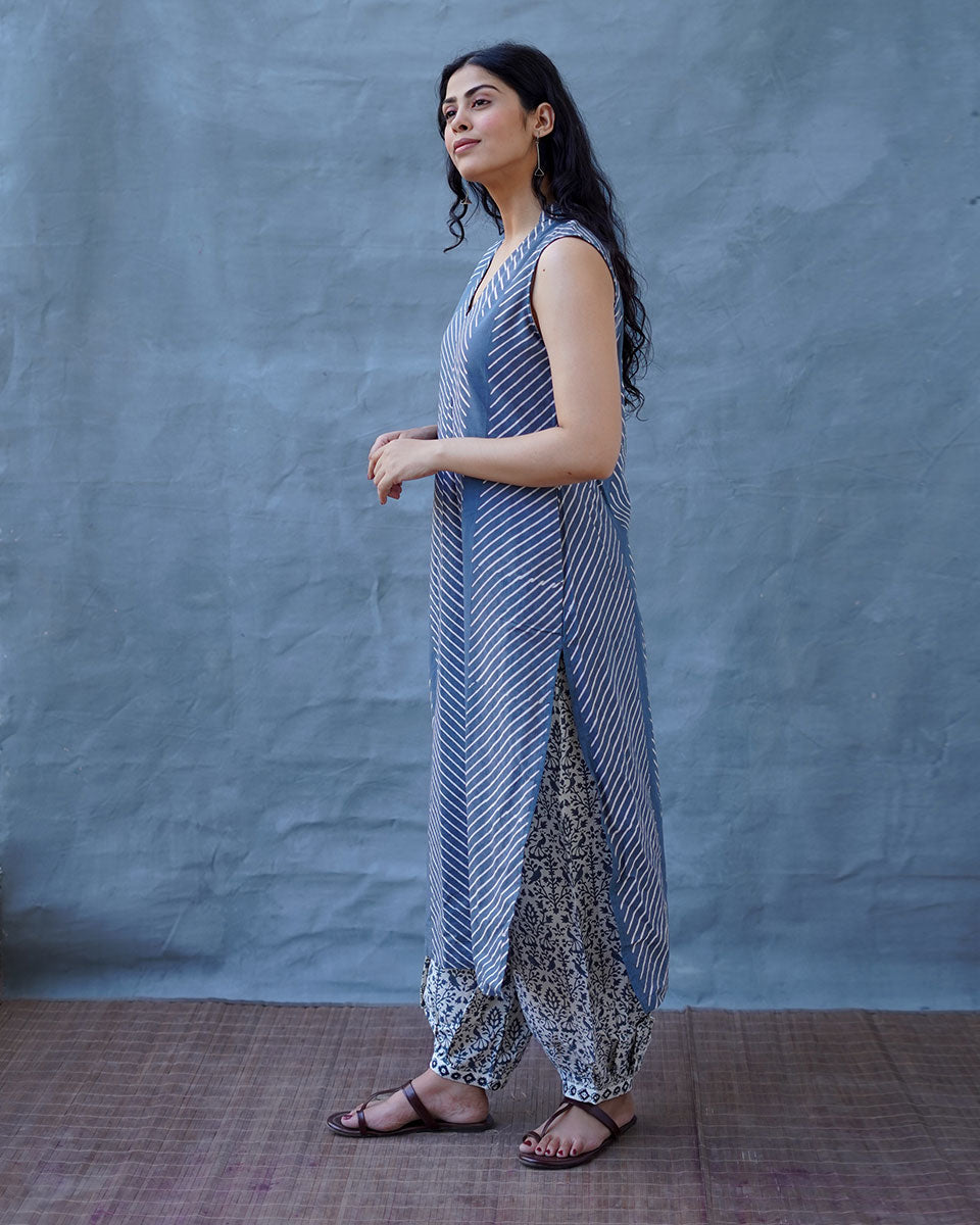 Cloud Kiss Grey Block Printed Kurti - BMS