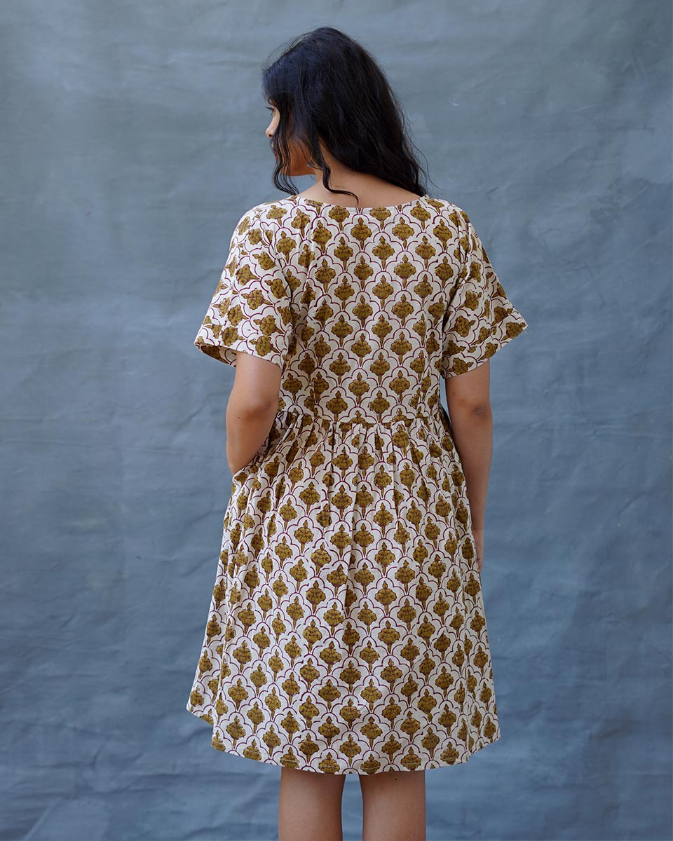 Tu Dilruba Ivory Block Printed Cotton Dress - WW