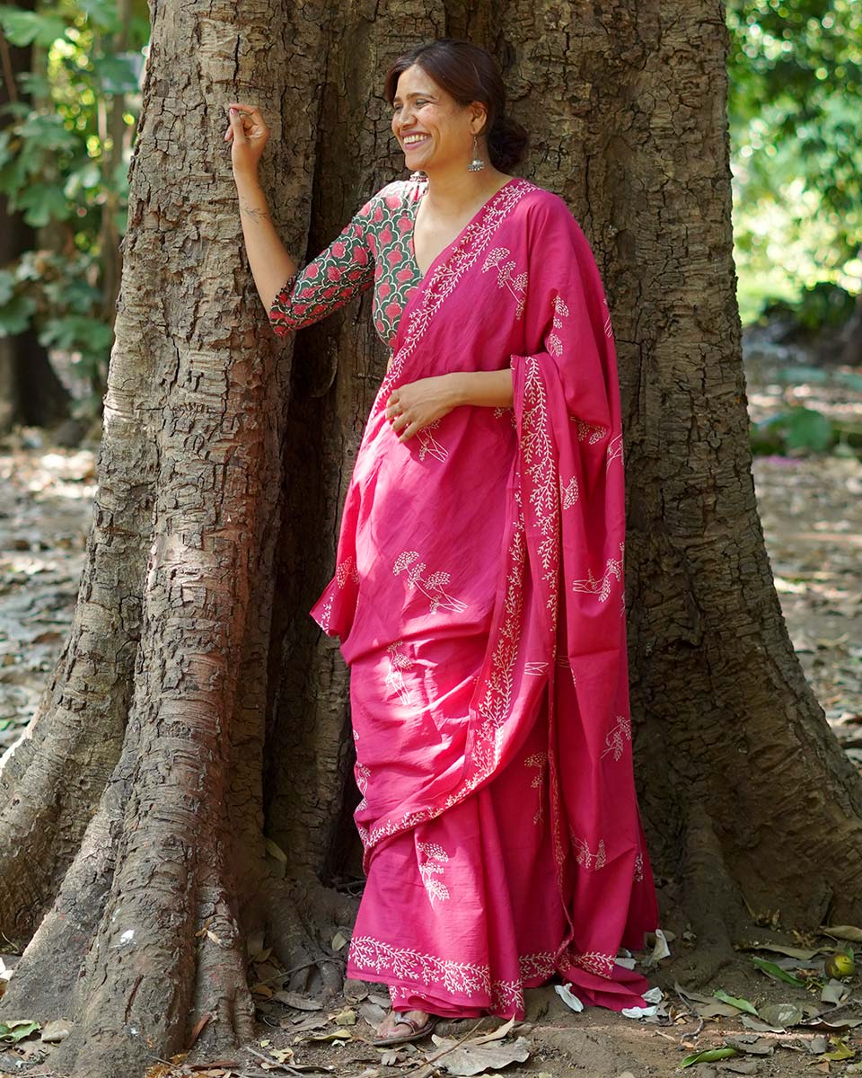 Lying on grass Pink Hand Block Printed Cotton Saree - UMT