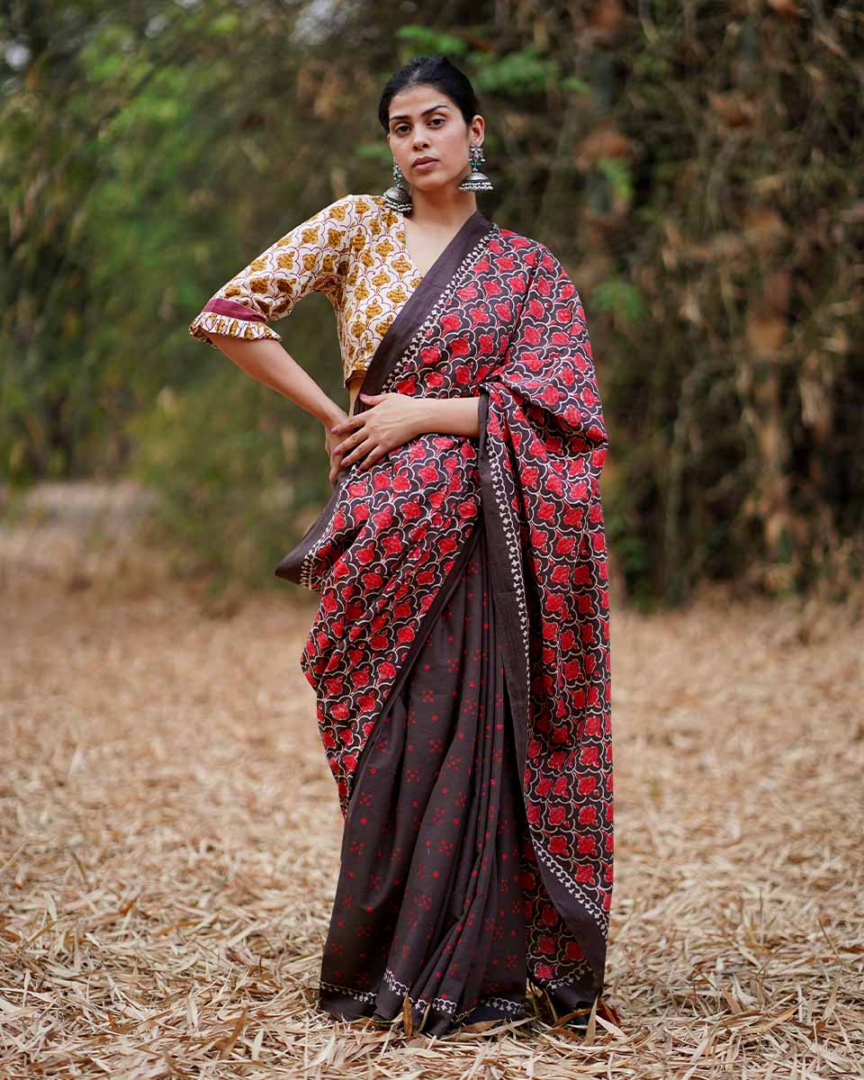 Saree design | Saree poses | Saree readymade | saree draping | chidiyaa