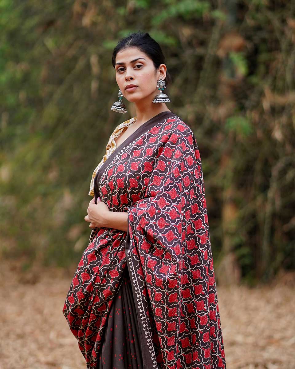 Saree design | Saree poses | Saree readymade | saree draping | chidiyaa