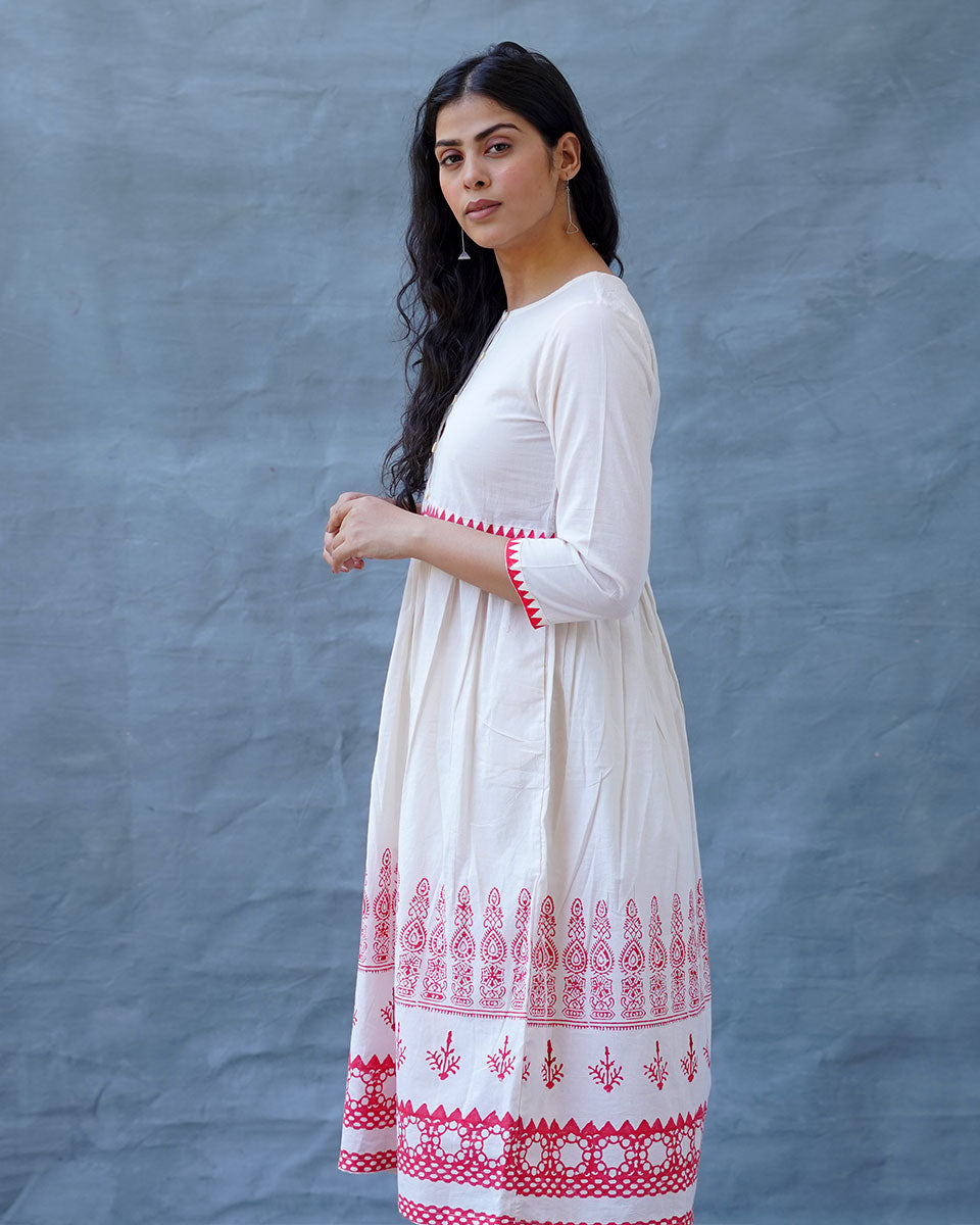 Zubeira Blockprinted Cotton Kurta Set - BGVL