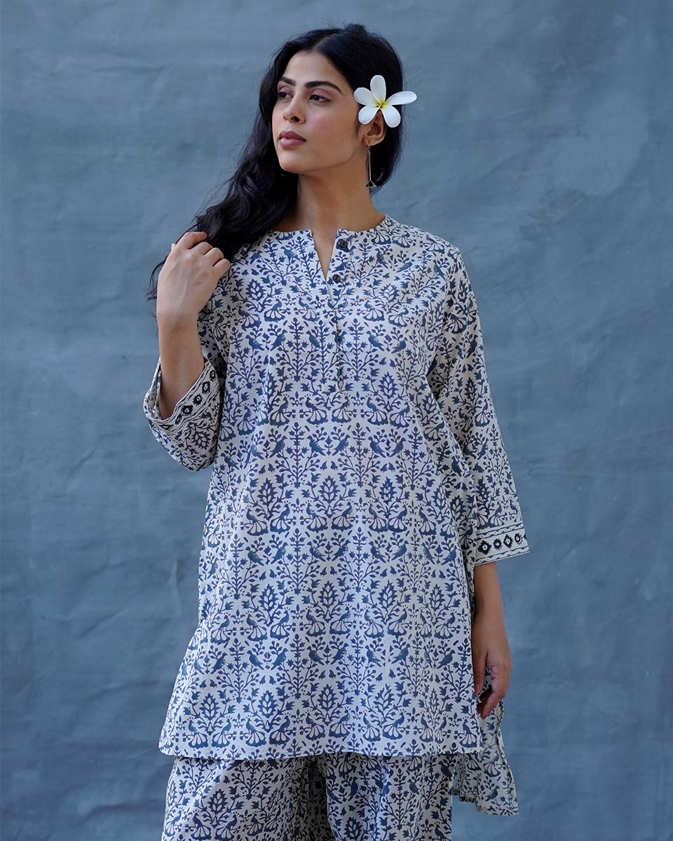 Mist Over Hill Grey Block Printed Top - BMS