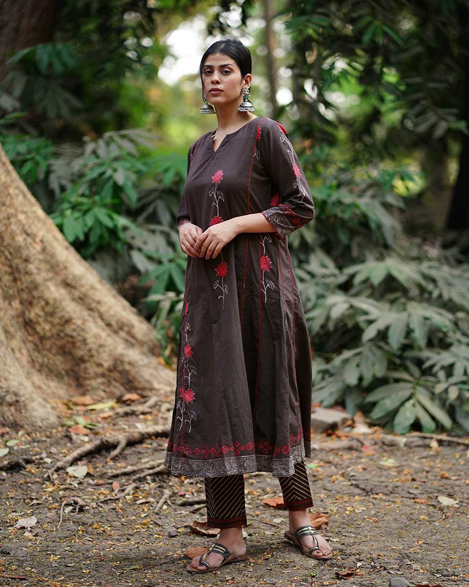 Badal Si Tu Brown Block Printed Cotton Kurti - WW