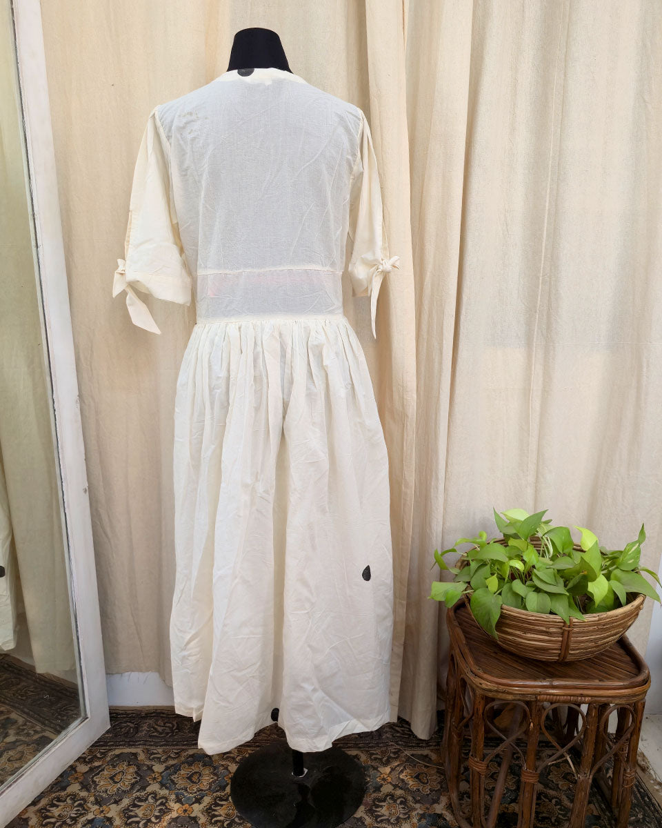 Aaliyah White Cotton Dress - Love Despite