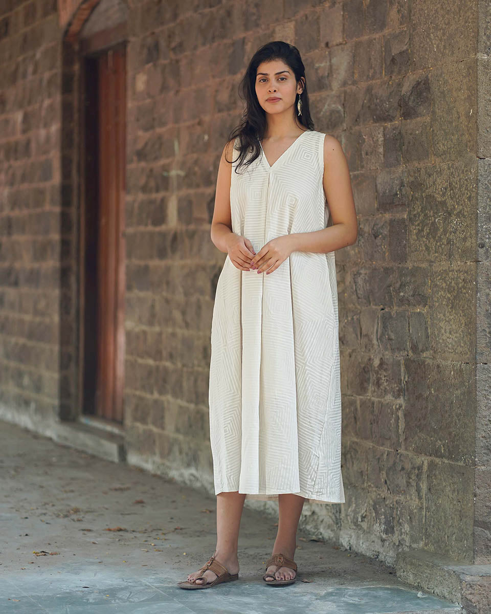 Dresses Designs | White Dress | Summer fashion | Cotton Dress | Chidiyaa