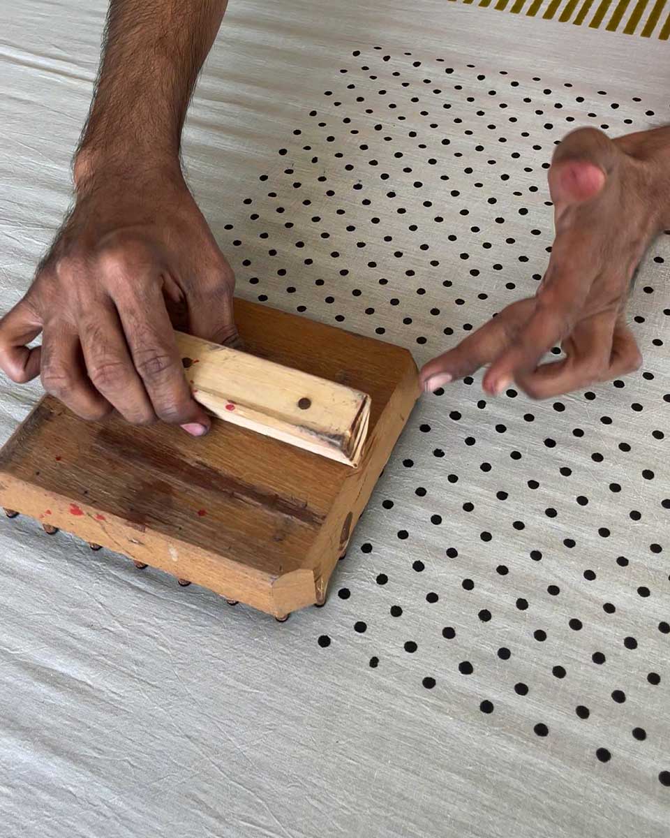 Gulabi Shaam Tu Ivory Block Printed Cotton Kurti - WW