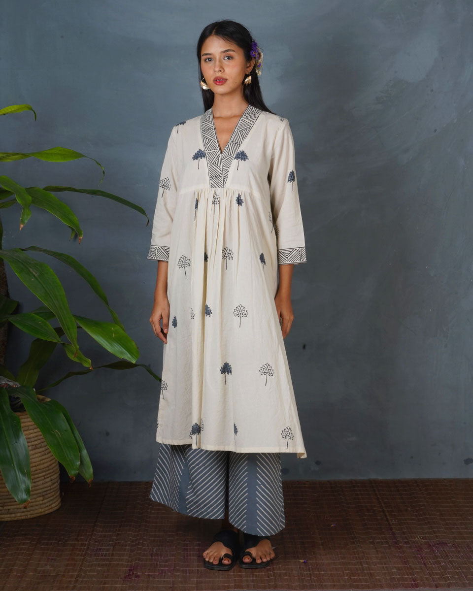 Kurti tops for women | Kurti back neck designs | Kurti sleeves design