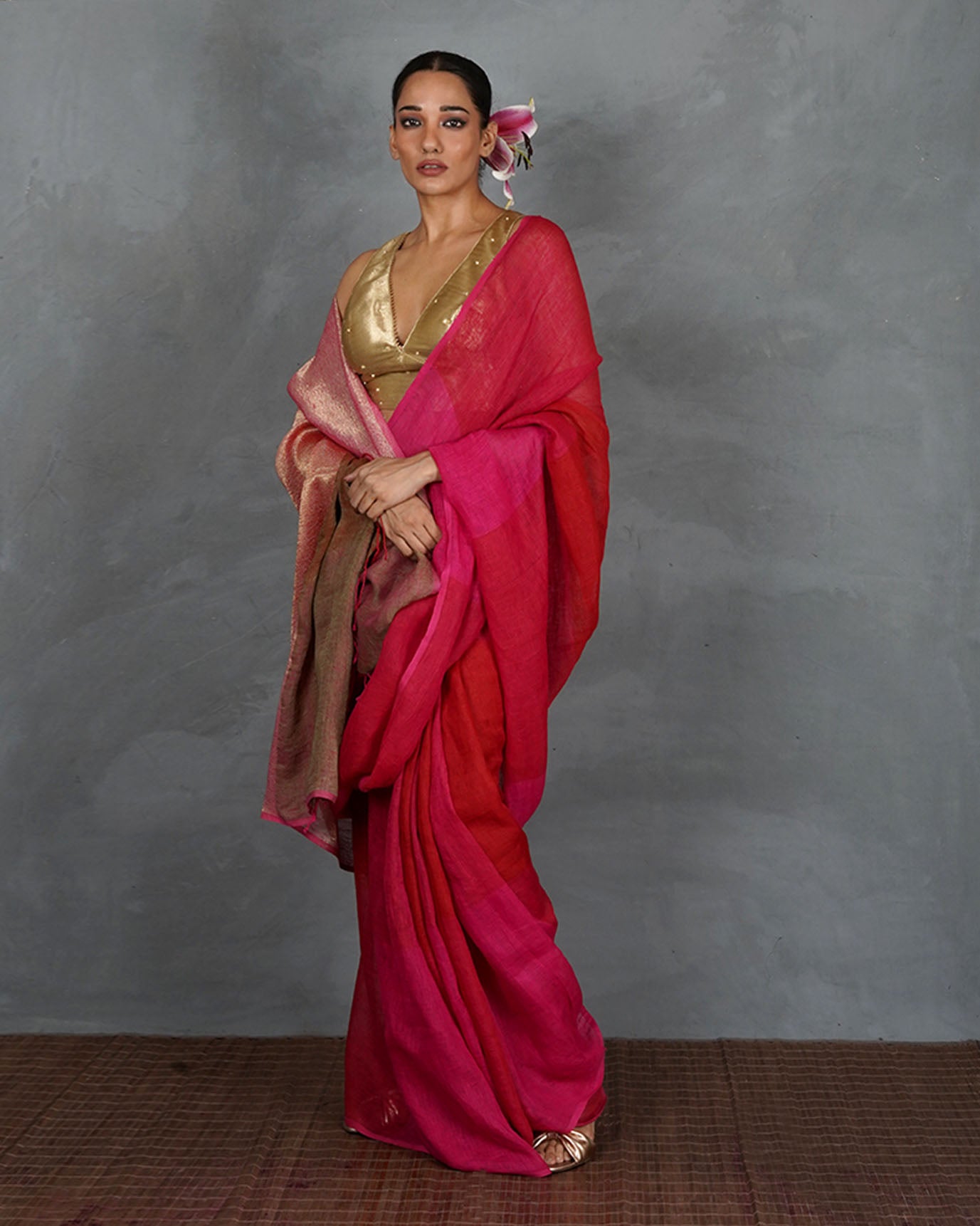 Inner Glow Red With Pink Handwoven Linen Saree - TARA