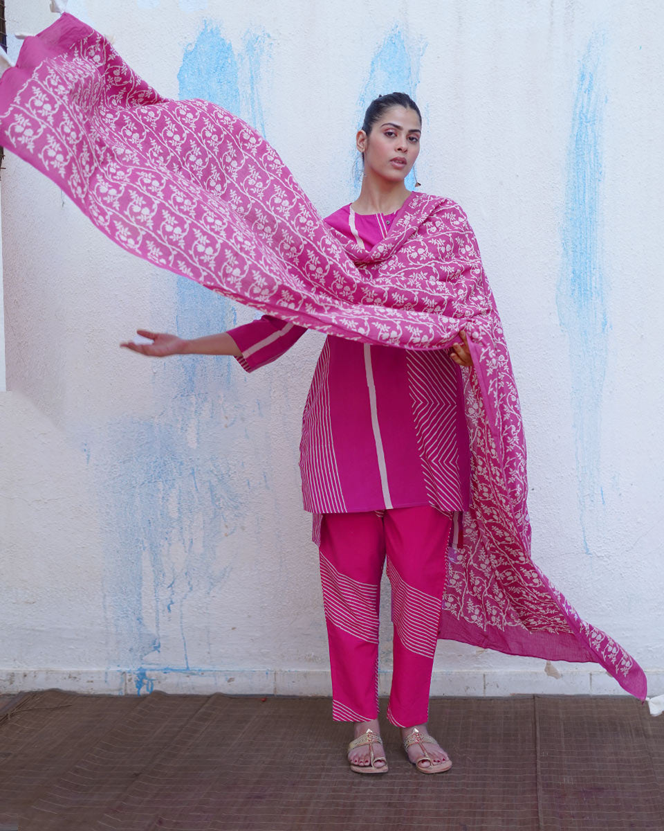 Mayuri Pink Handblock Print Cotton Dupatta - BFG