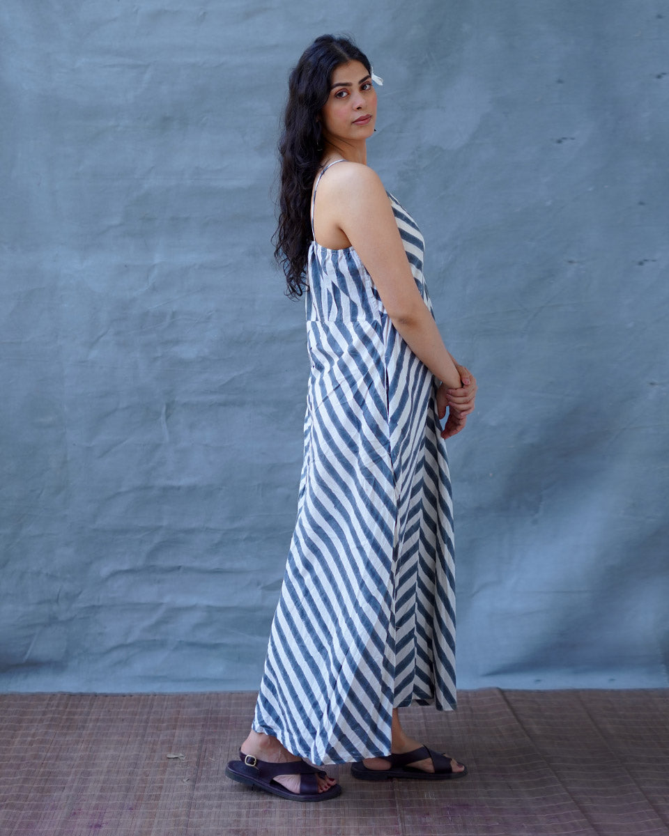 Cloud Kiss Grey Block Printed Dress - BMS