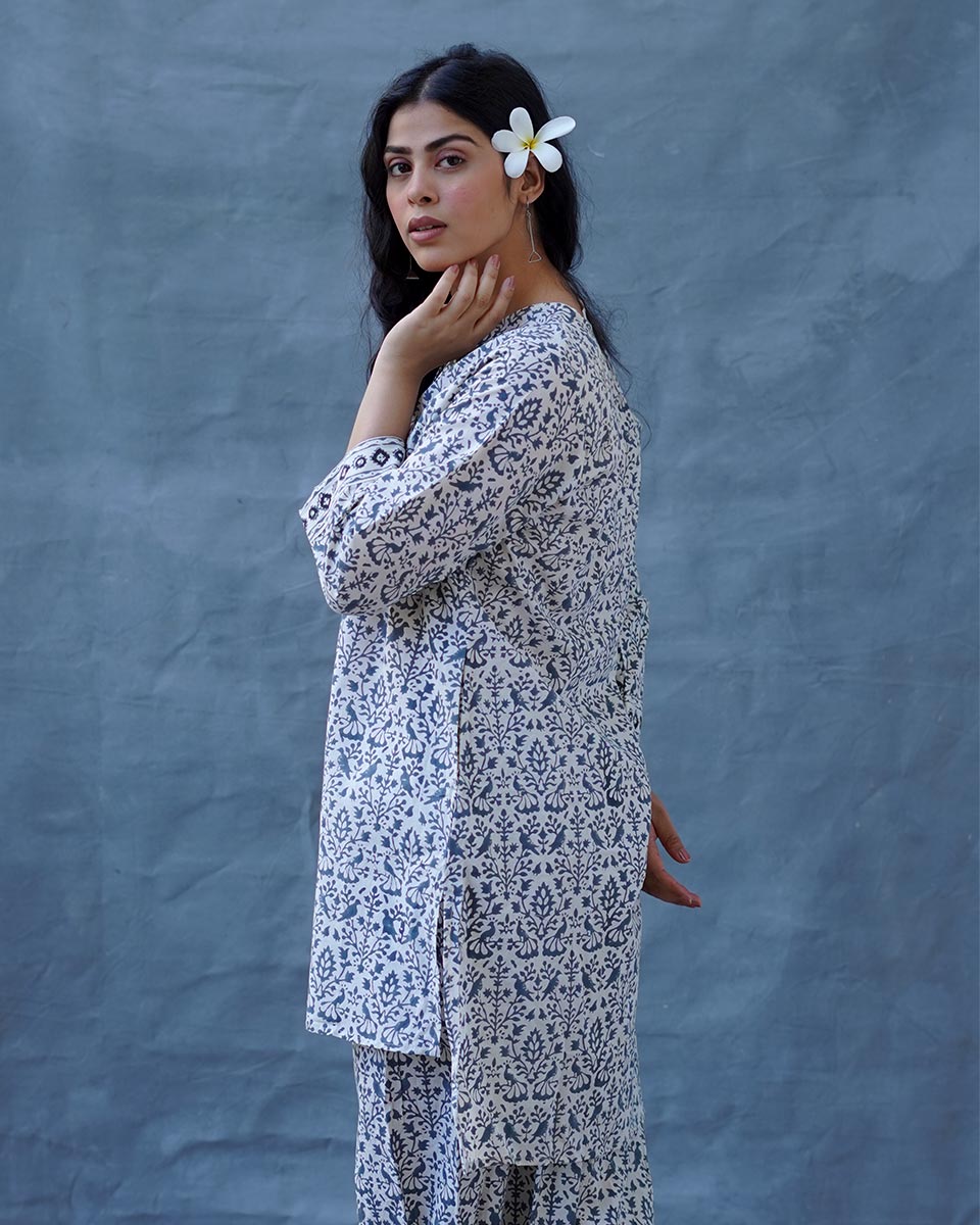 Mist Over Hill Grey Block Printed Top - BMS