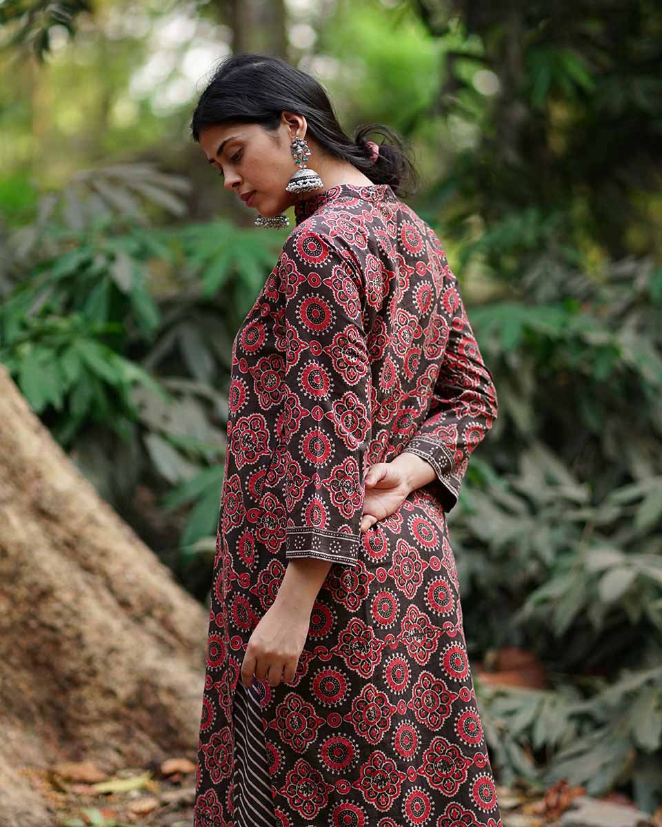 Nadi Si Tu Brown Block Printed Cotton Kurti - WW
