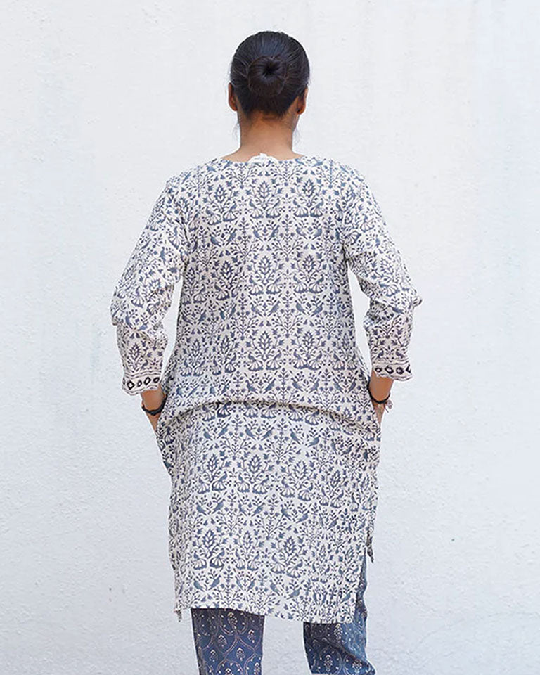 Mist Over Hill Grey Block Printed Top - BMS