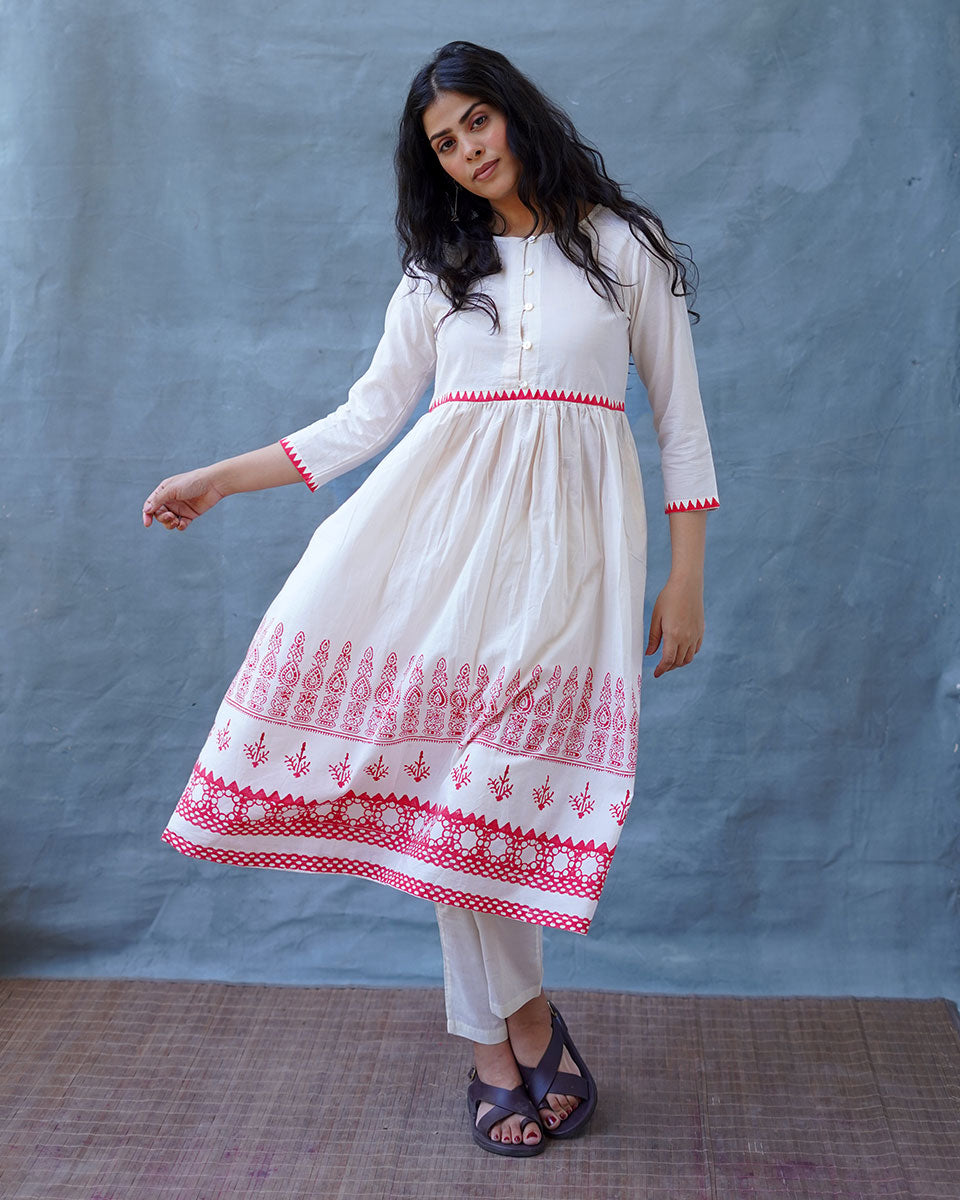 Zubeira Blockprinted Cotton Kurta Set - BGVL