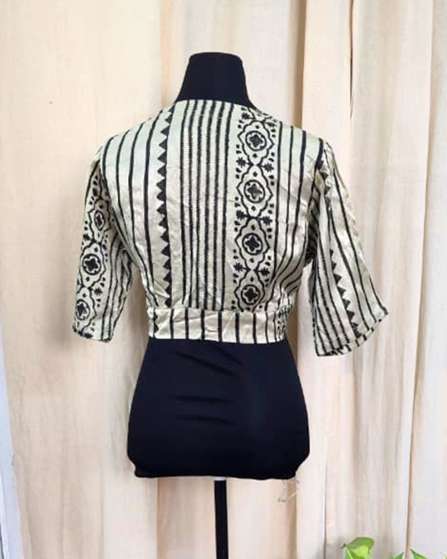 Zariya White Mashru Silk Blouse - Love Despite