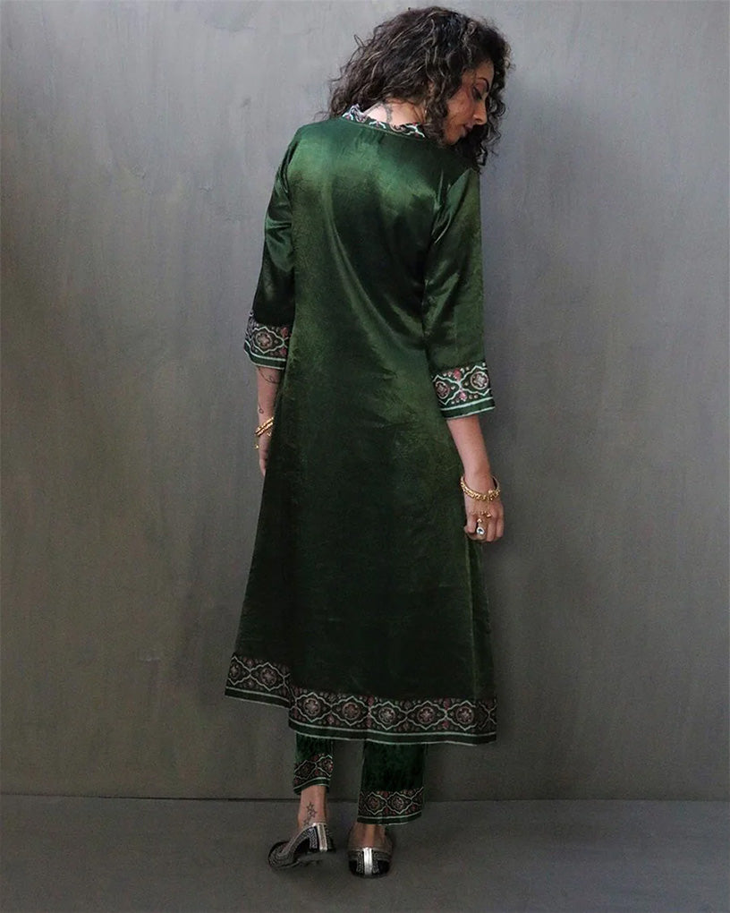 Aranya Block printed Mashru Silk Kurta Set