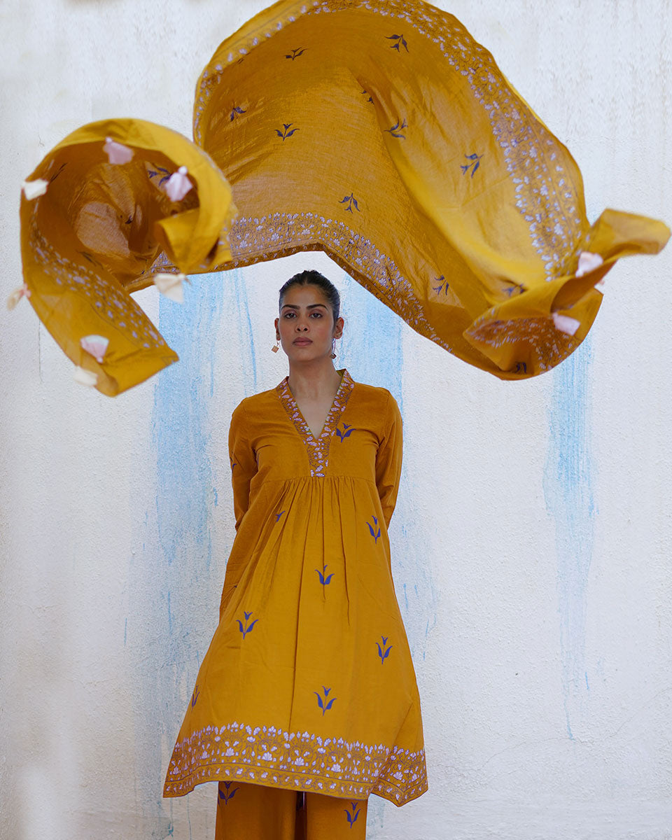 Udti-Phirti Mustard Yellow Handblock Print Cotton Dupatta - BFG