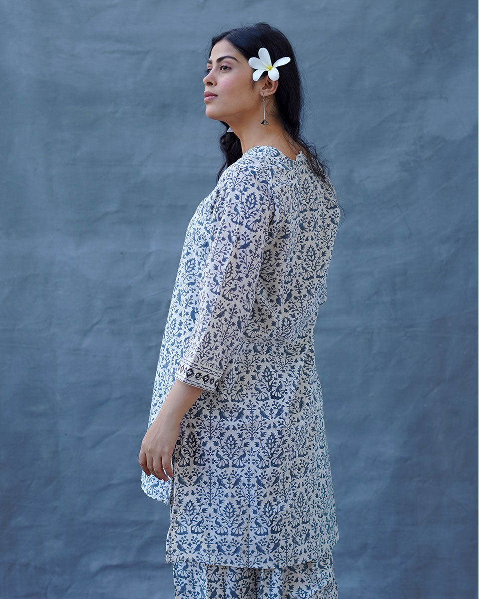 Mist Over Hill Grey Block Printed Top - BMS