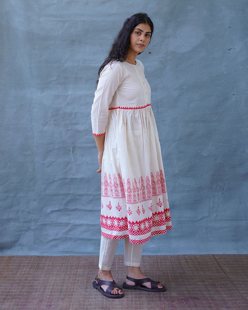 Zubeira Blockprinted Cotton Kurta Set - BGVL