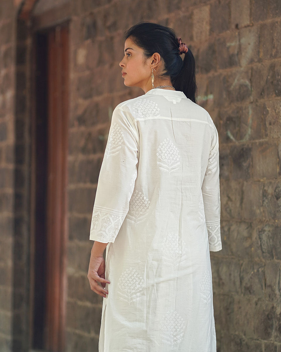 Kurti | Kurta | Kurti Design |White Kurti | Kurta design women | Chidiyaa