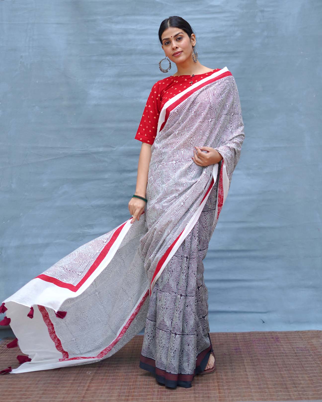 Vintage Poem Black & White Handblock Print Cotton Saree - M&M