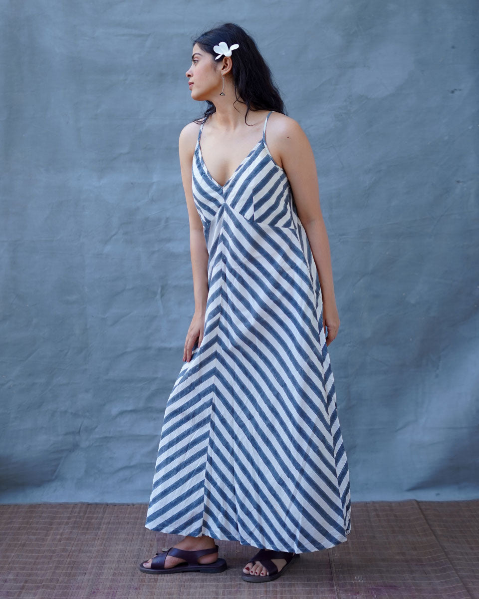Cloud Kiss Grey Block Printed Dress - BMS