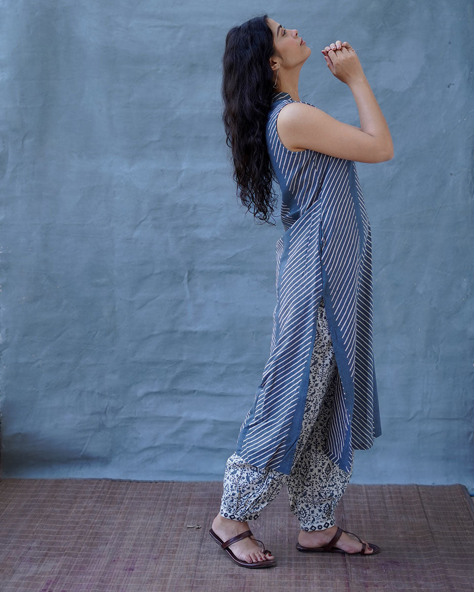 Cloud Kiss Grey Block Printed Kurti - BMS