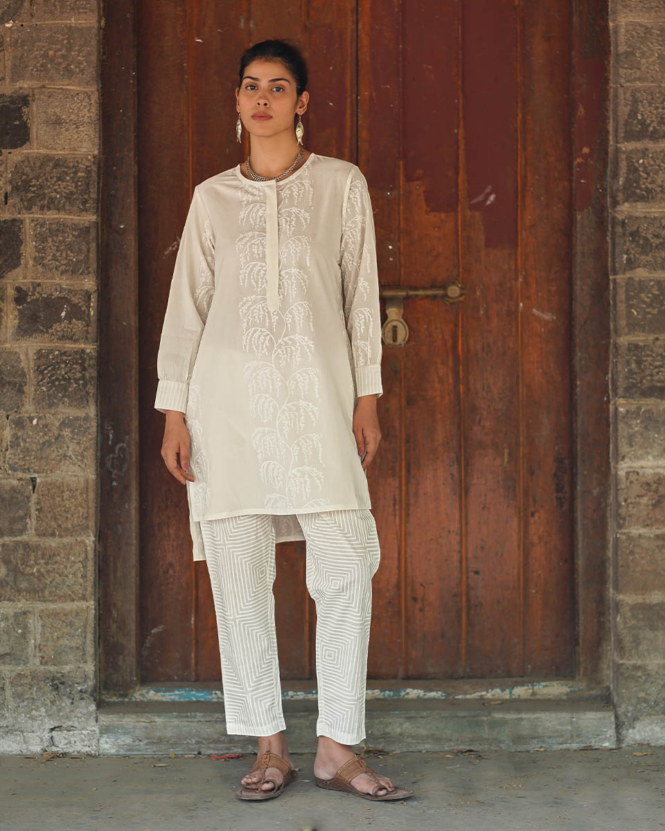 Kurta | Kurti | Kurti neck design | Cotton Kurti White | Summer clothes for women | Chidiyaa