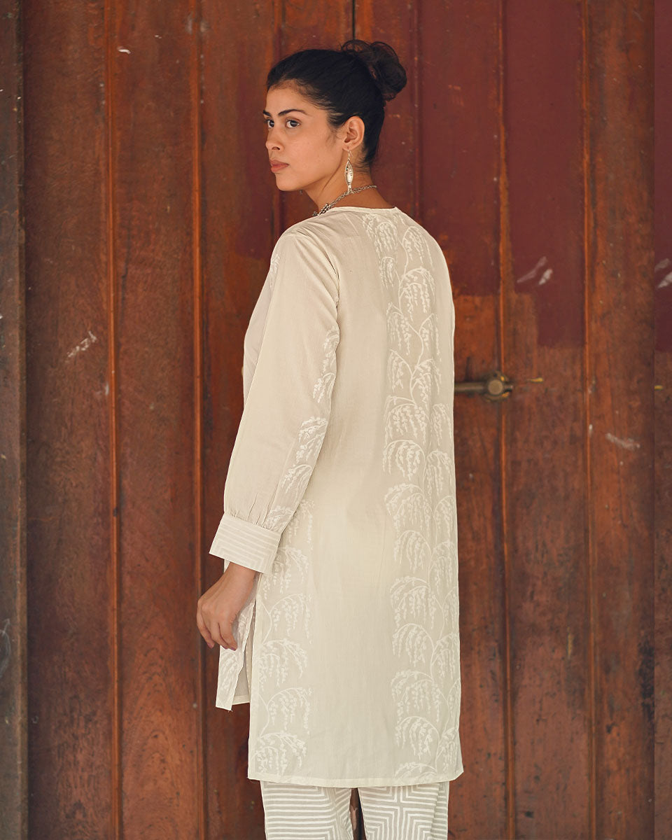 Kurti | Kurti neck design | Cotton Kurti White | Summer | Chidiyaa