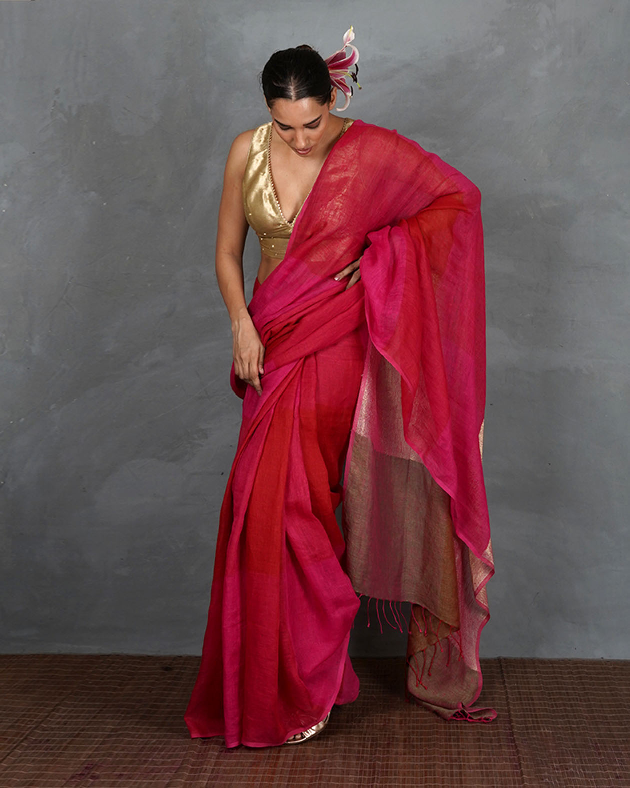 Inner Glow Red With Pink Handwoven Linen Saree - TARA