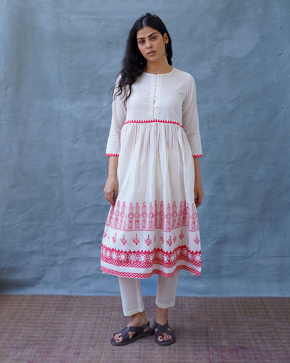Zubeira Blockprinted Cotton Kurta Set - BGVL