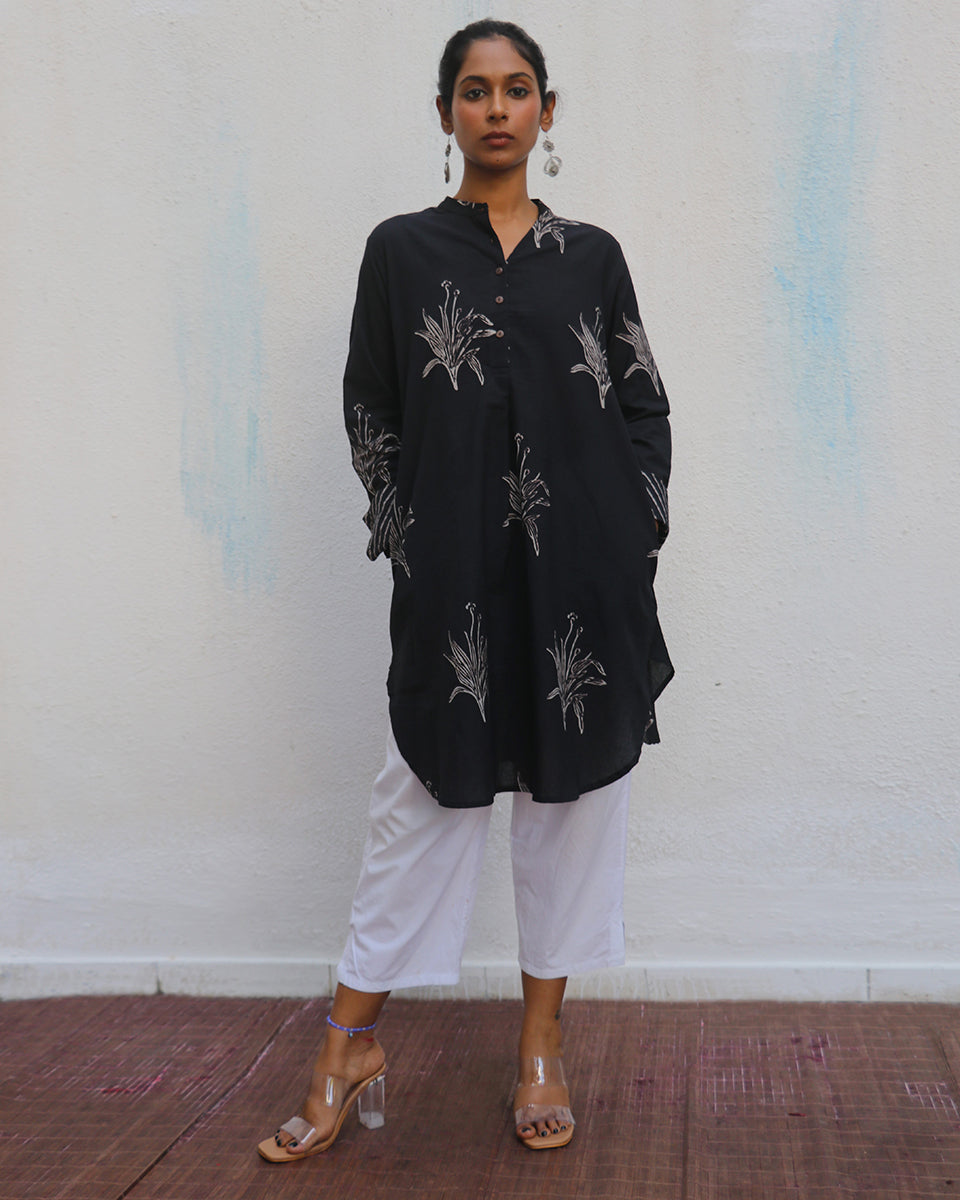 Kurtis | Kurtis Design | Kurti designs for women | Kurtis tops for women | Kurti new design | Chidiyaa