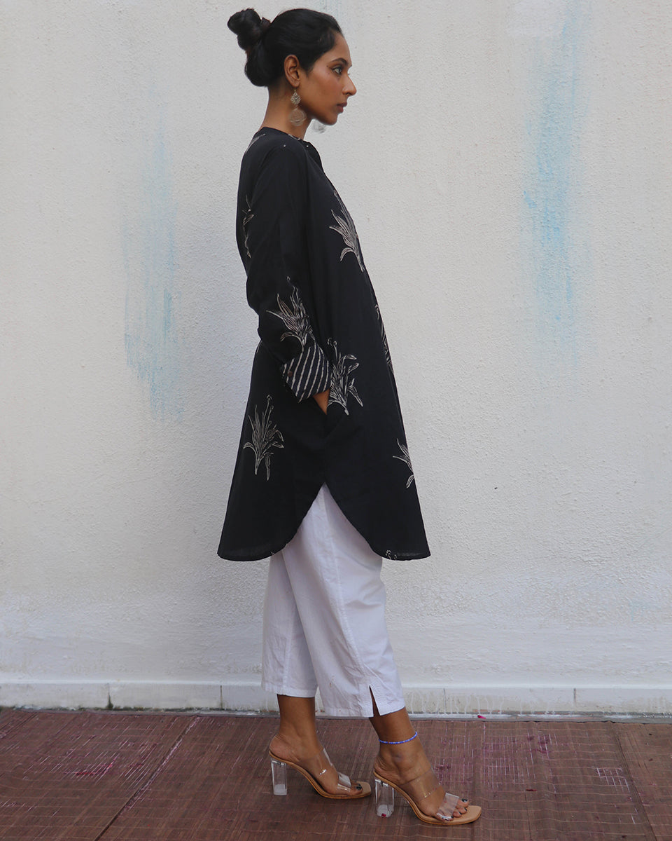 Kurtis | Kurtis Design | Kurti designs for women | Kurtis tops for women | Kurti new design | Chidiyaa