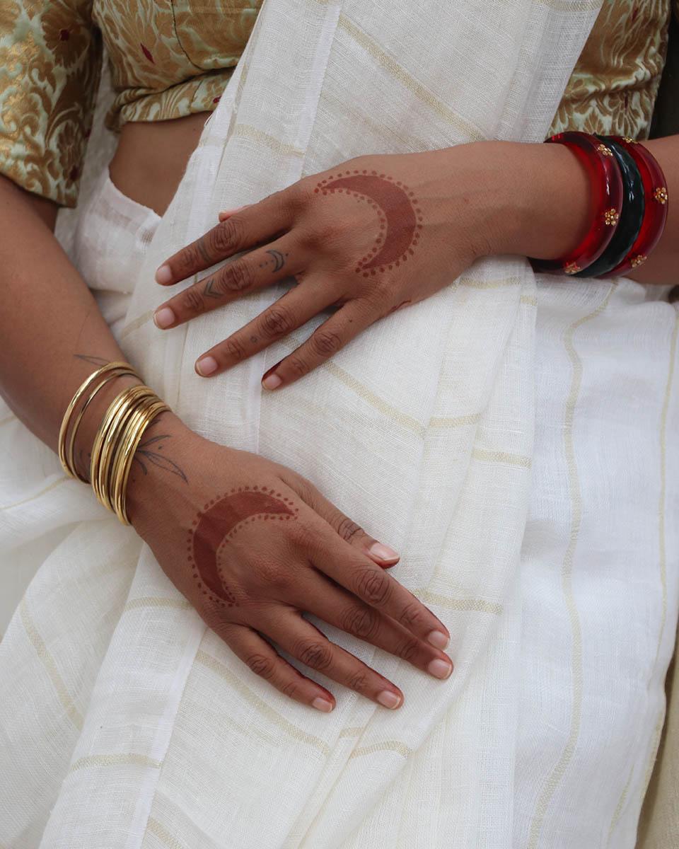 saree designs | saree poses | linen sarees online