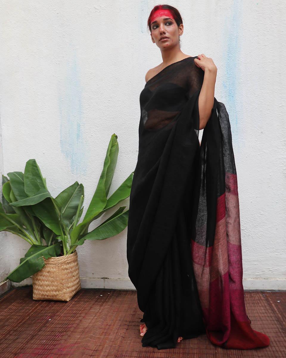 Maheshwari Black Handwoven Linen Saree - Kaali