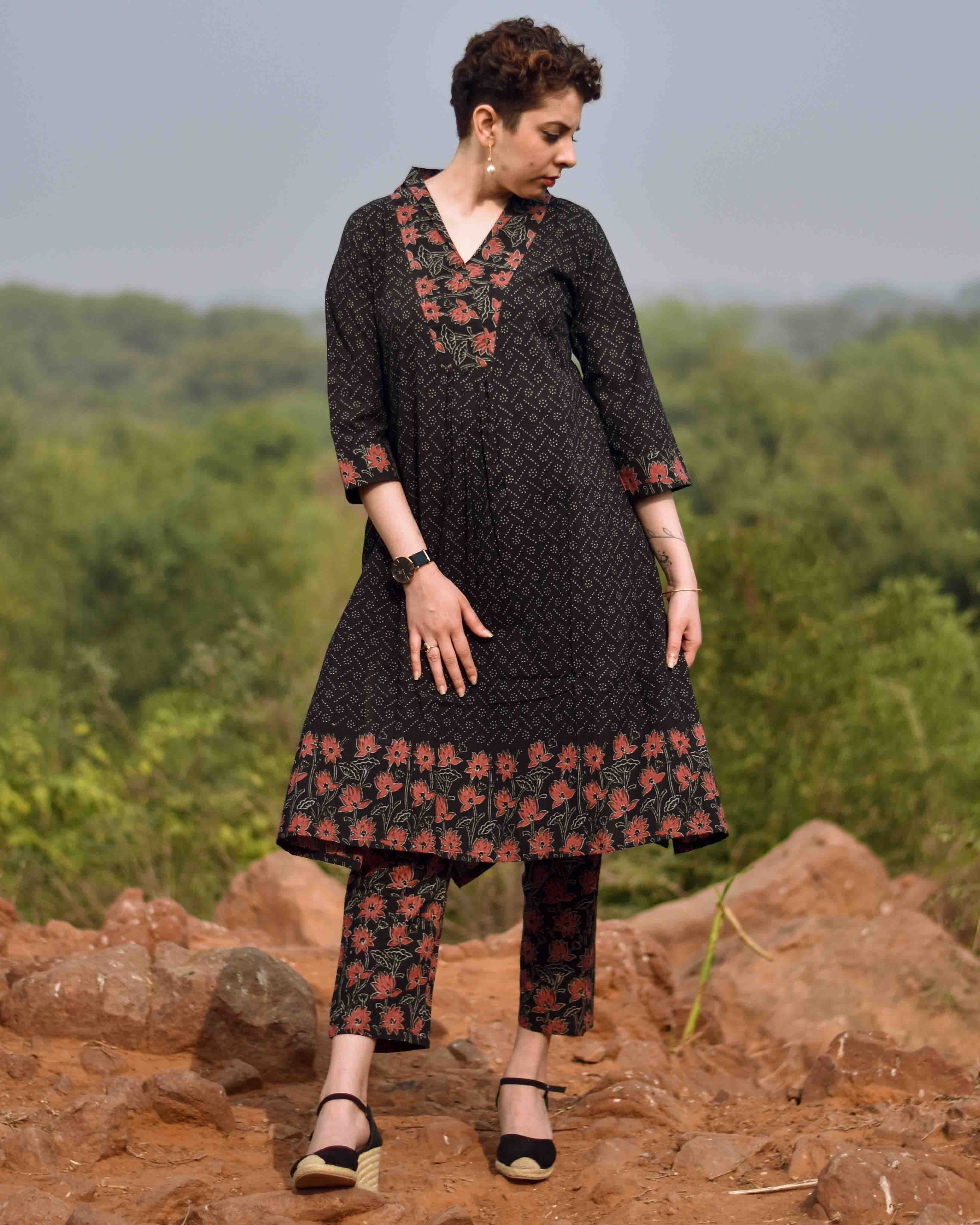 Shyam Gul Black Hand-Printed Pure Cotton Pant - LD
