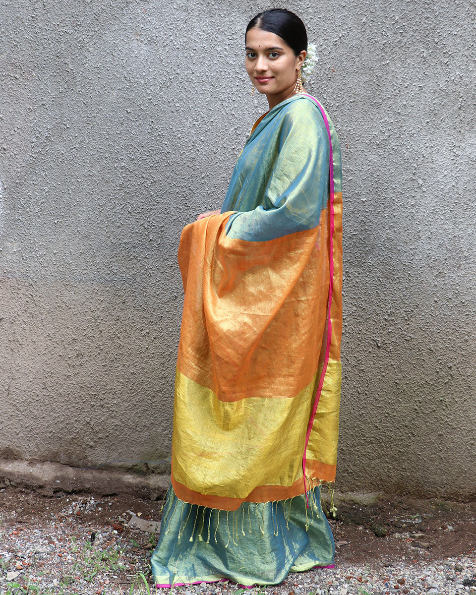 Sitaara Handwoven Cotton Zari Saree - Chandani