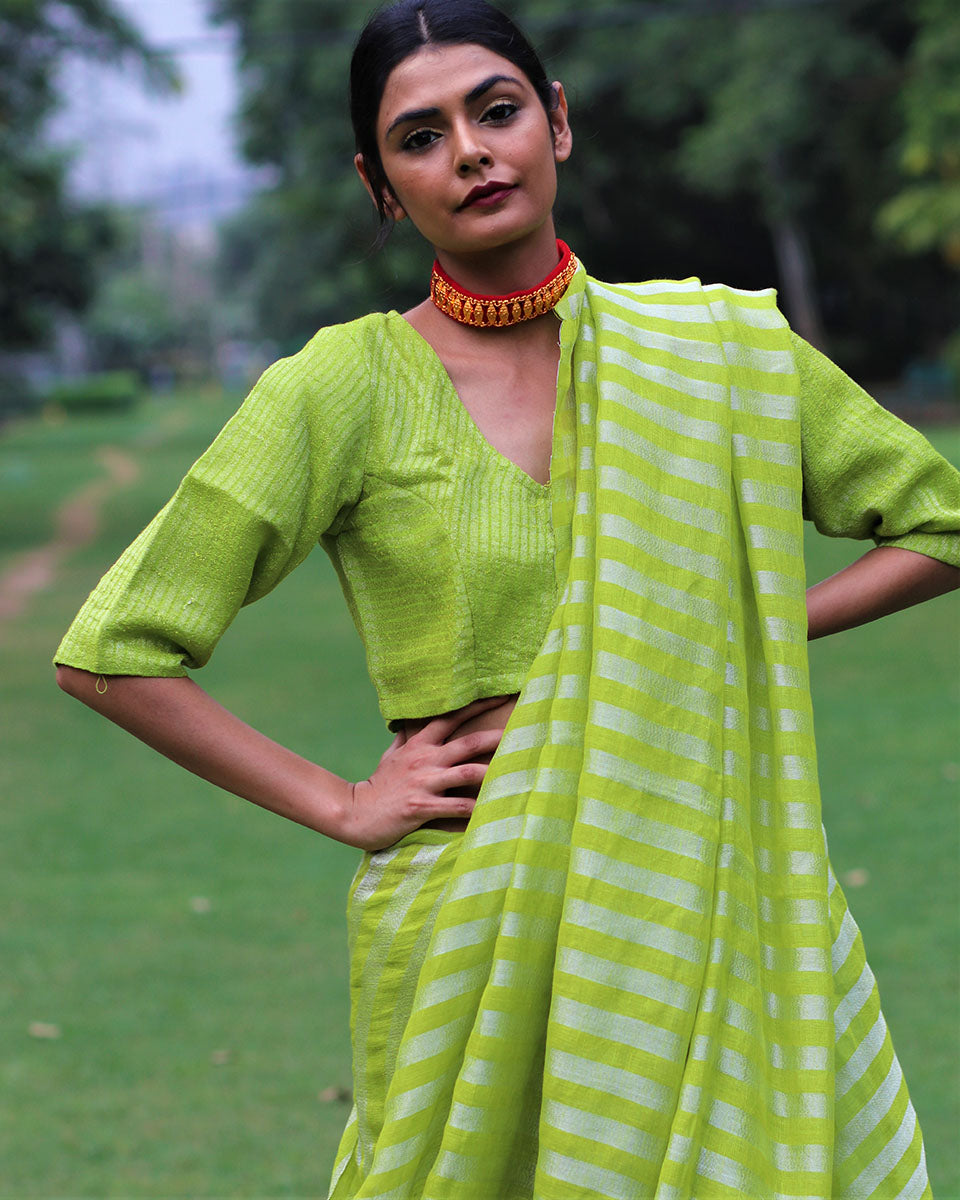 Vaatika Pure Handwoven Linen Saree - Bageecha