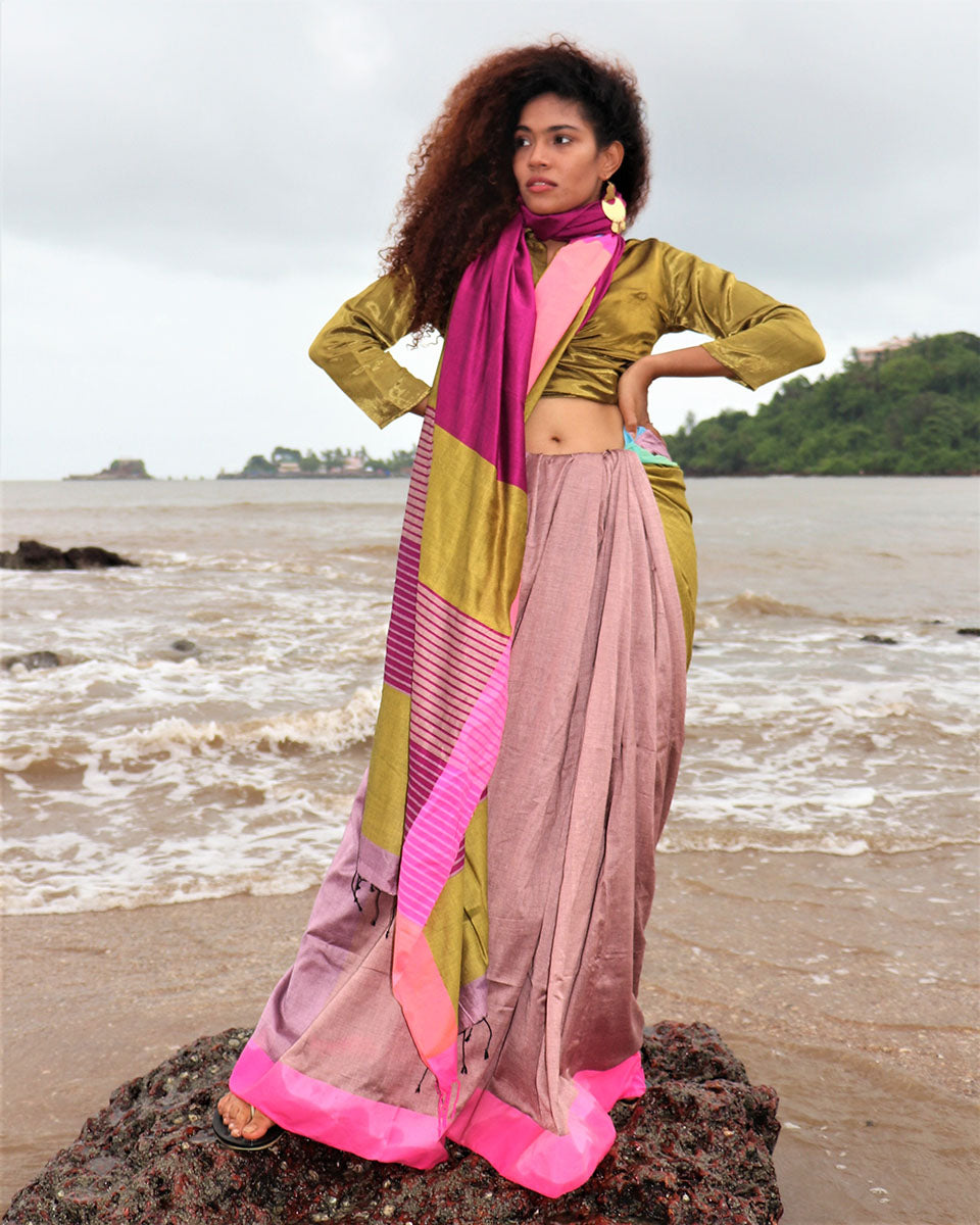 Fasaana Handwoven Cotton Saree- Holi