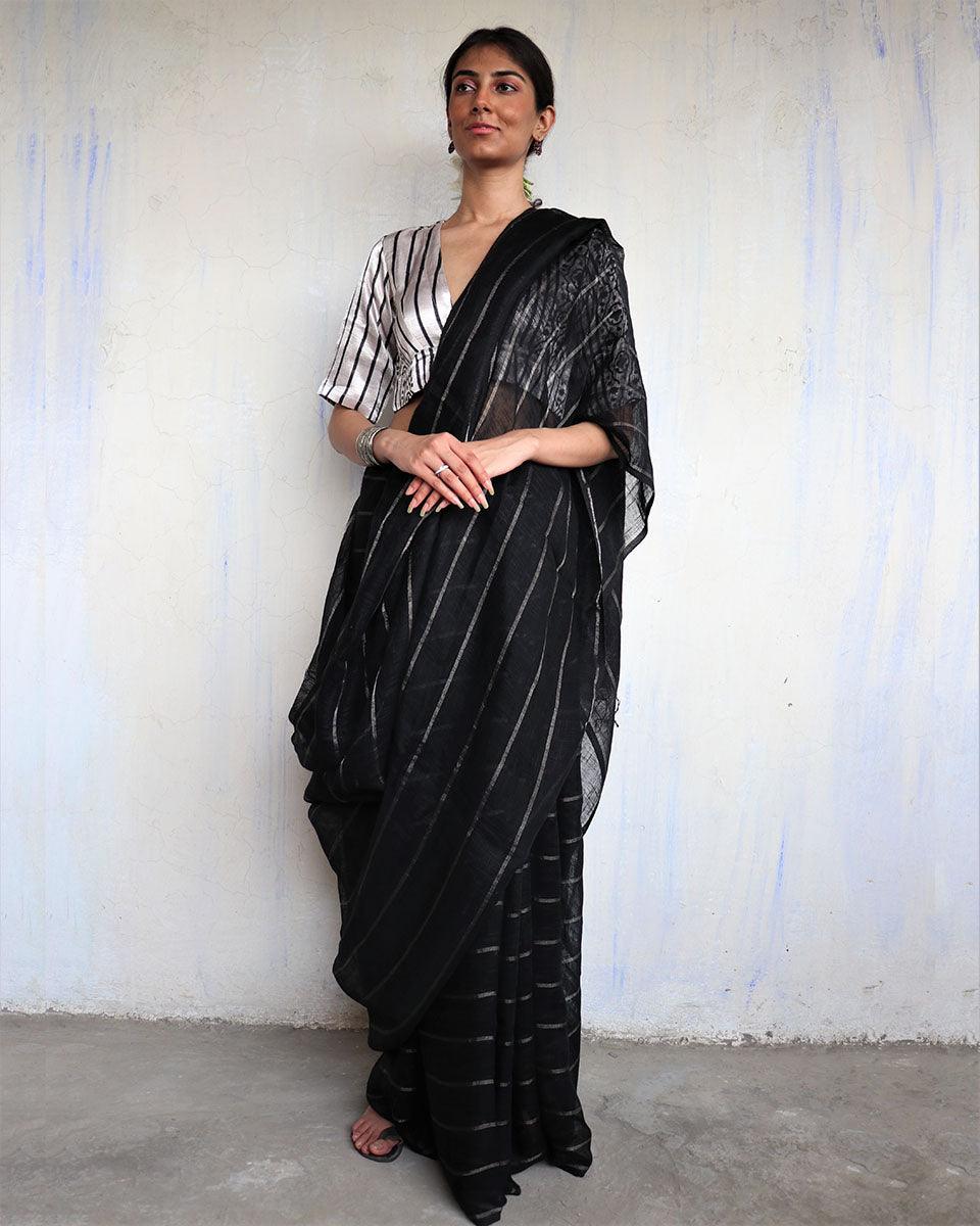 linen sarees | Sarees | Saree poses | Saree for women | saree online | Saree for farewell | Chidiyaa