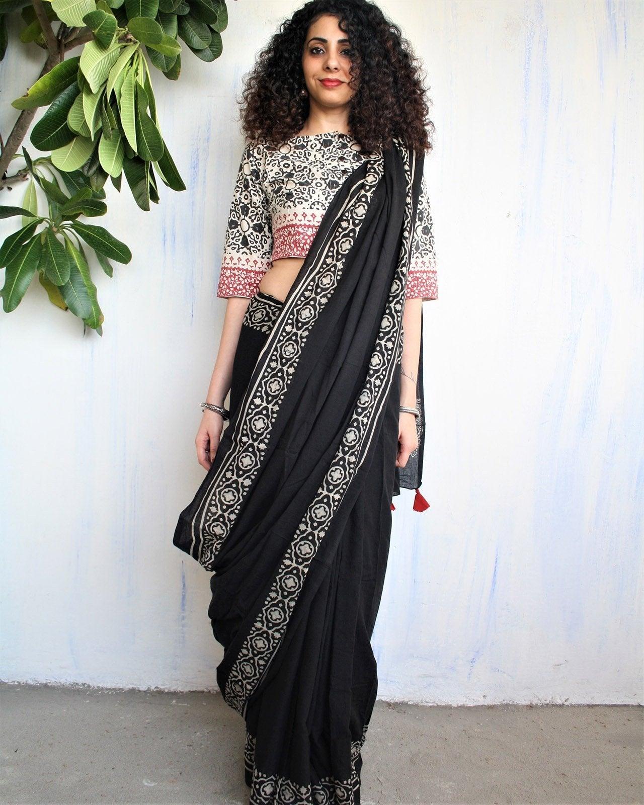 Buy Ivory Black Block Printed Cotton Mul Saree Saree for women