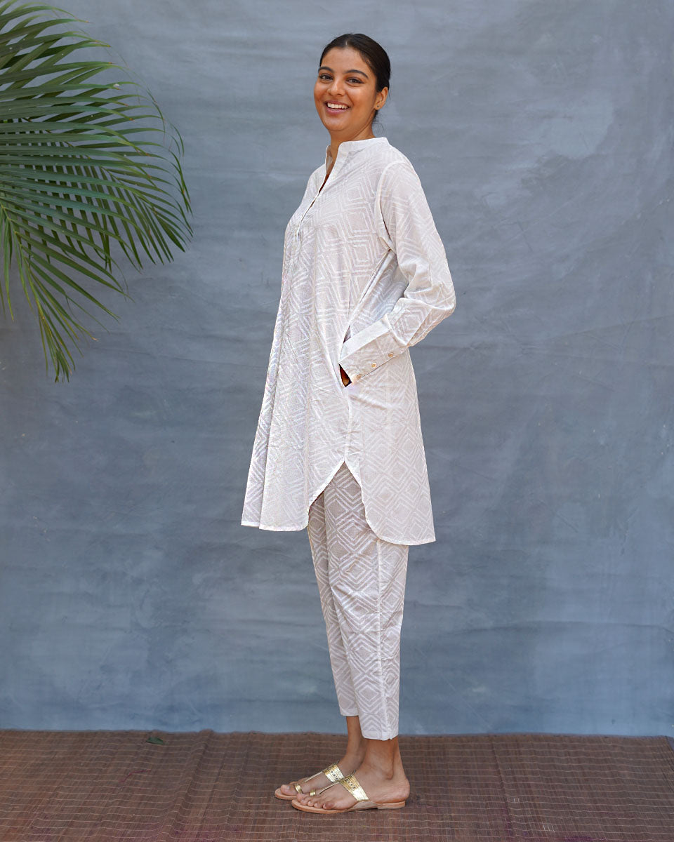 Ginevra Cotton Kurta Set - Safed