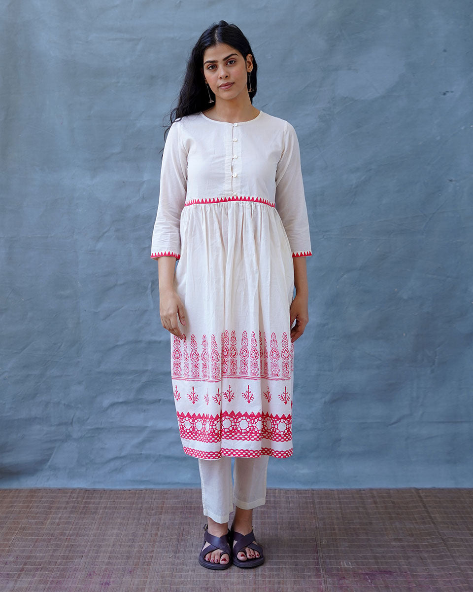 Zubeira Blockprinted Cotton Kurta Set - BGVL