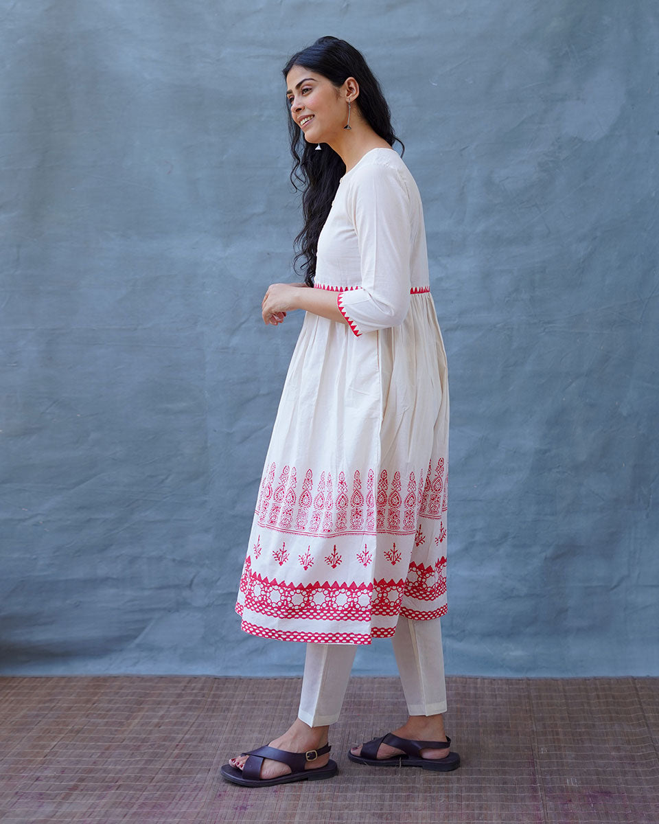 Zubeira Blockprinted Cotton Kurta Set - BGVL