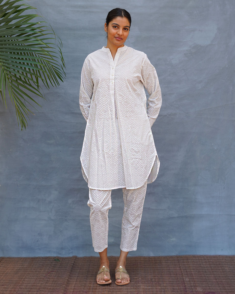 Porcelain Blush Ivory Block Printed Kurta Set - SFD
