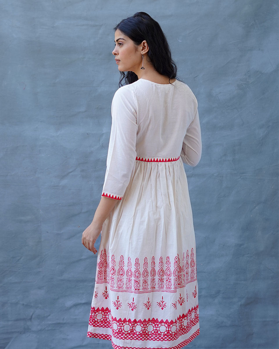 Zubeira Blockprinted Cotton Kurta Set - BGVL