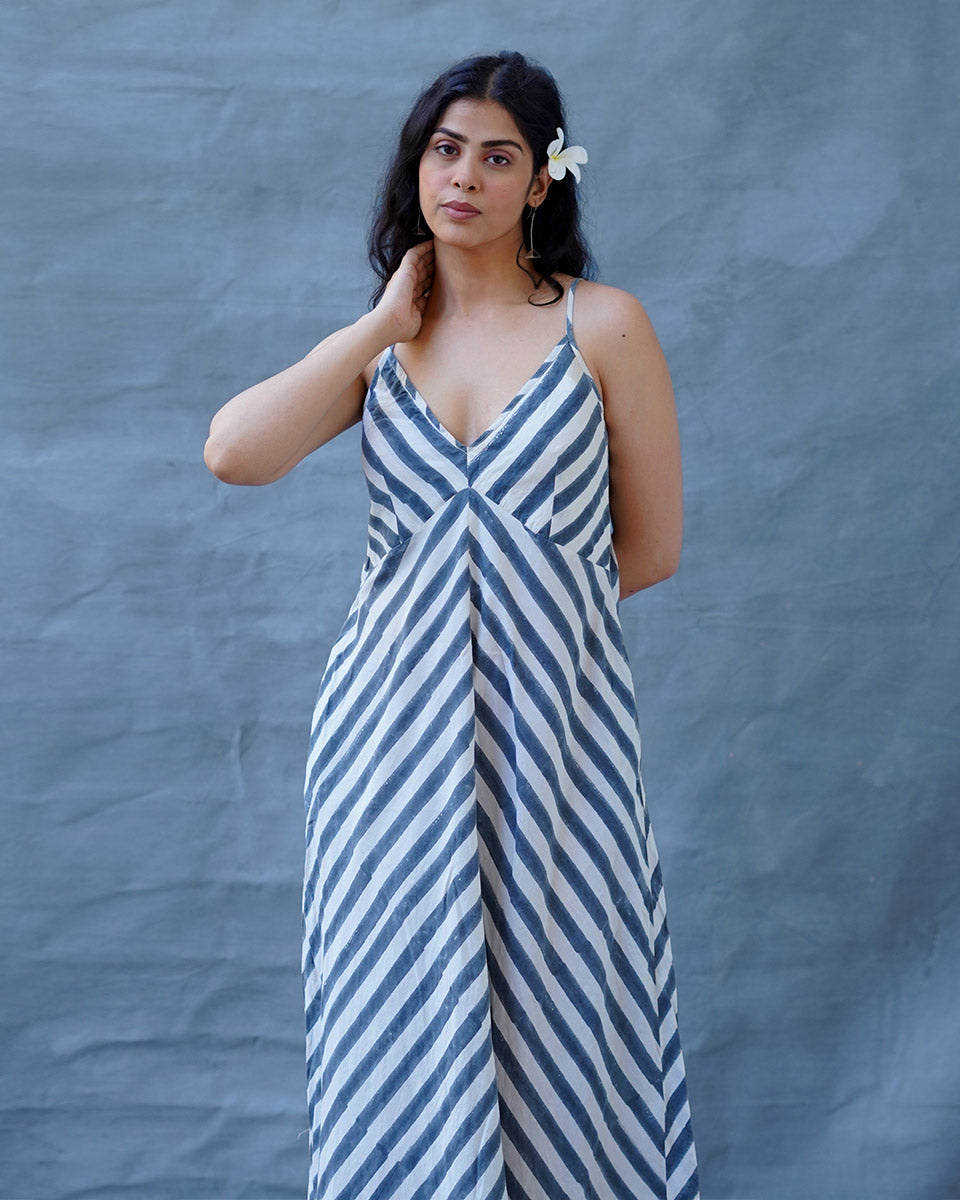 Cloud Kiss Grey Block Printed Dress - BMS