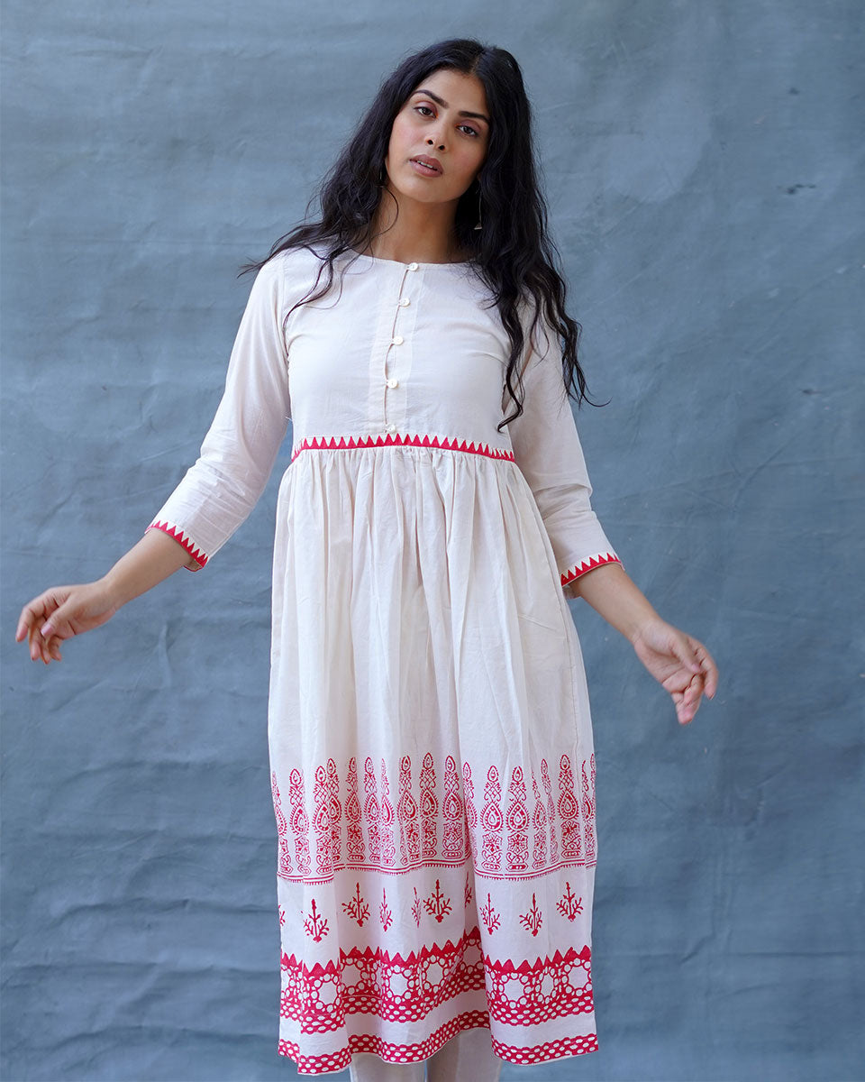 Zubeira Blockprinted Cotton Kurta Set - BGVL
