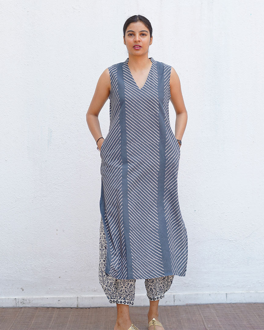 Cloud Kiss Grey Block Printed Kurti - BMS